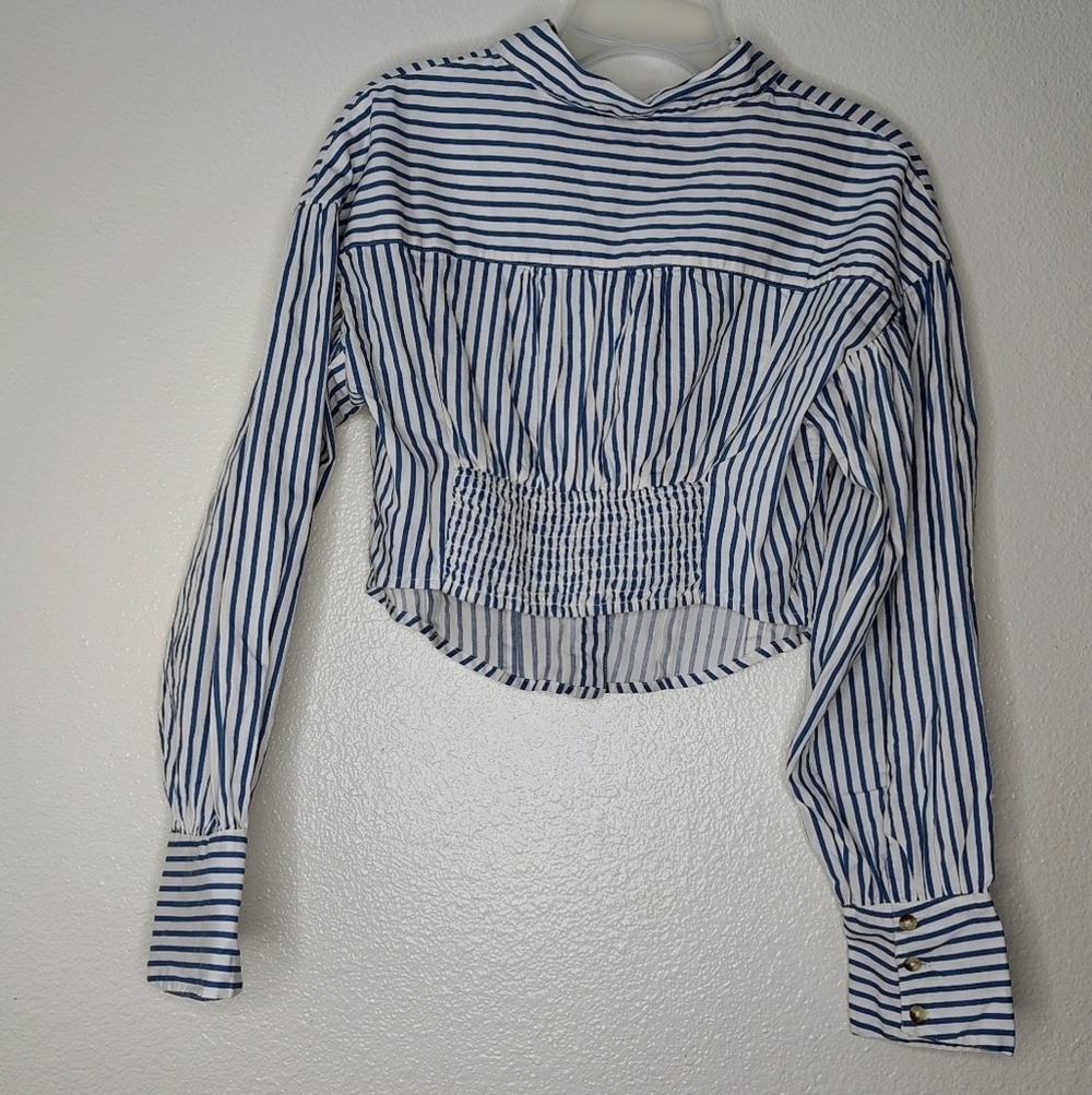 Free People X Revolve Blue and White Notched Collar Crop Shirt Sz S Cotton - Picture 11 of 14